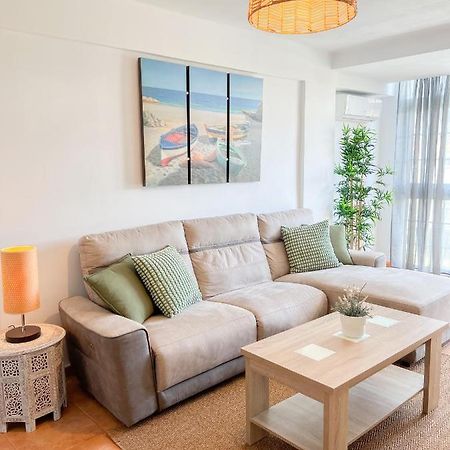 Spacious Apartment In The Center Of Torremolinos Exterior foto