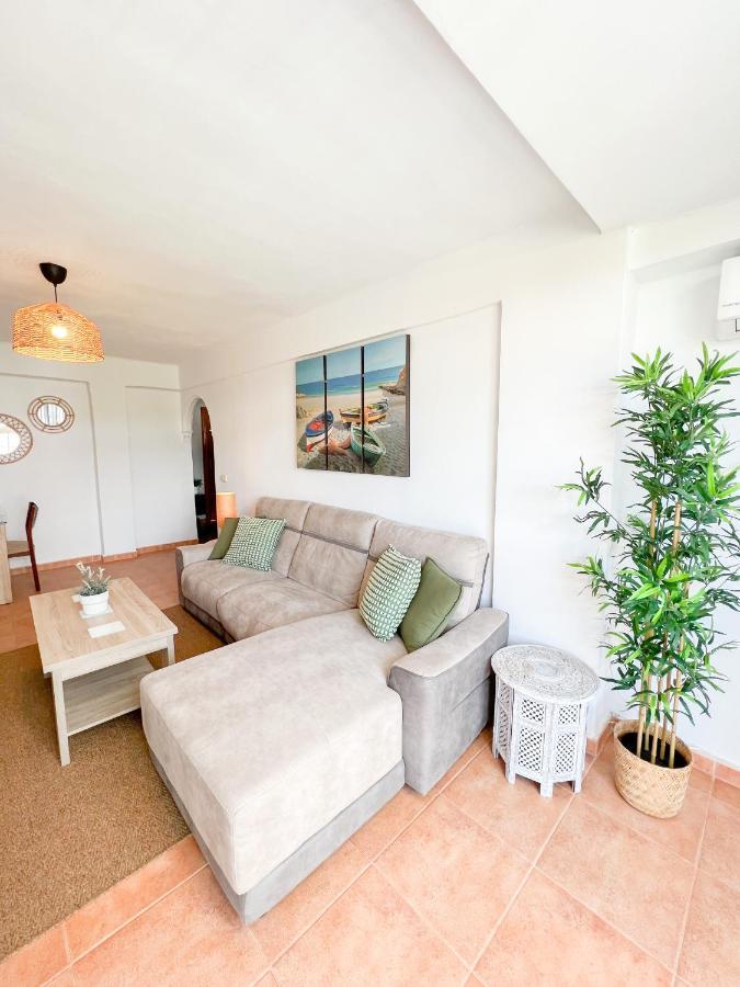 Spacious Apartment In The Center Of Torremolinos Exterior foto