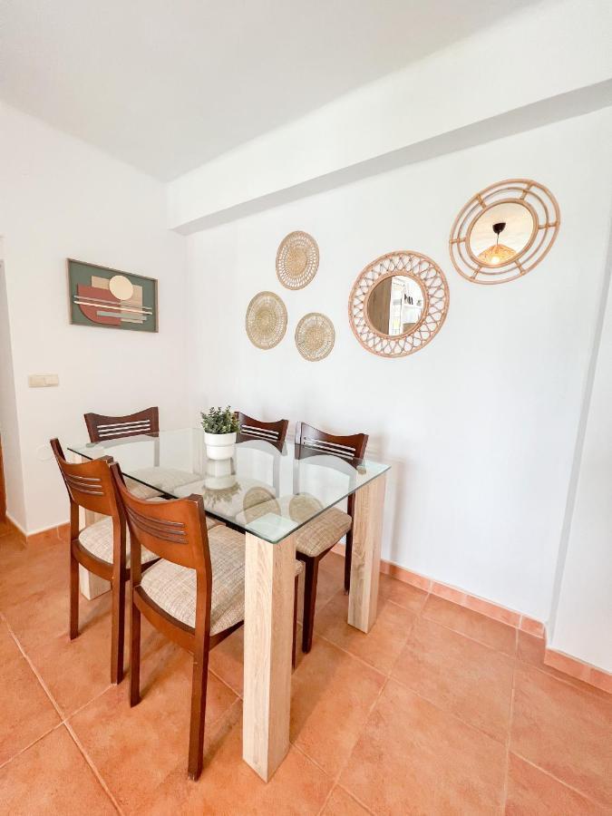 Spacious Apartment In The Center Of Torremolinos Exterior foto