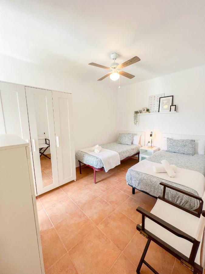 Spacious Apartment In The Center Of Torremolinos Exterior foto