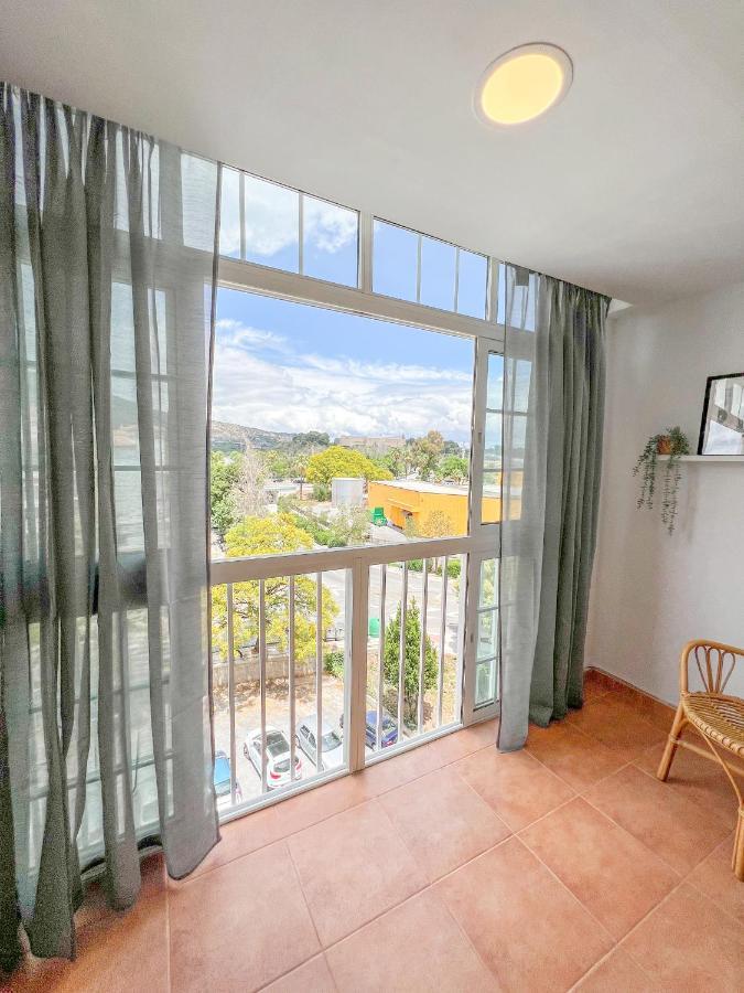 Spacious Apartment In The Center Of Torremolinos Exterior foto